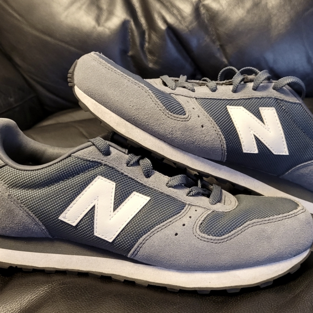 New Balance 311 Men's 10 Shoes